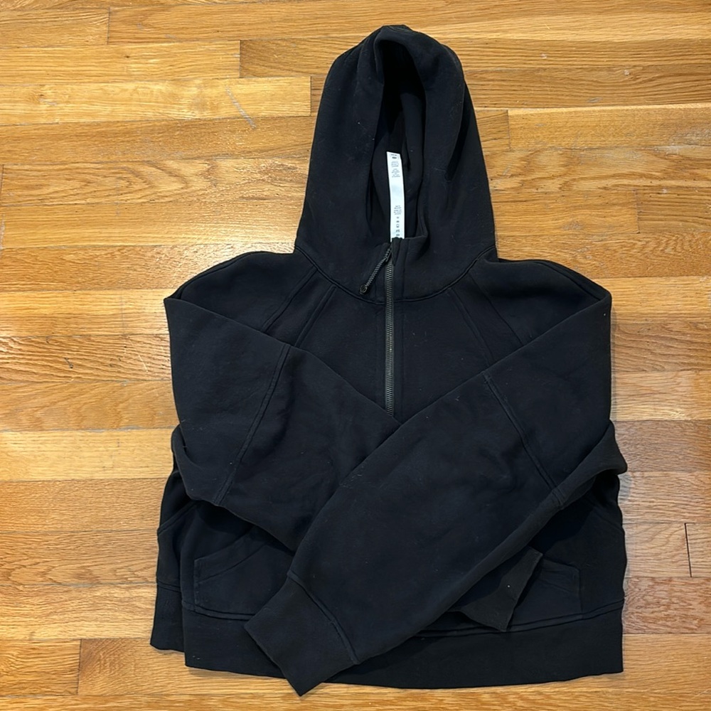 Lululemon scuba style crop sweatshirt